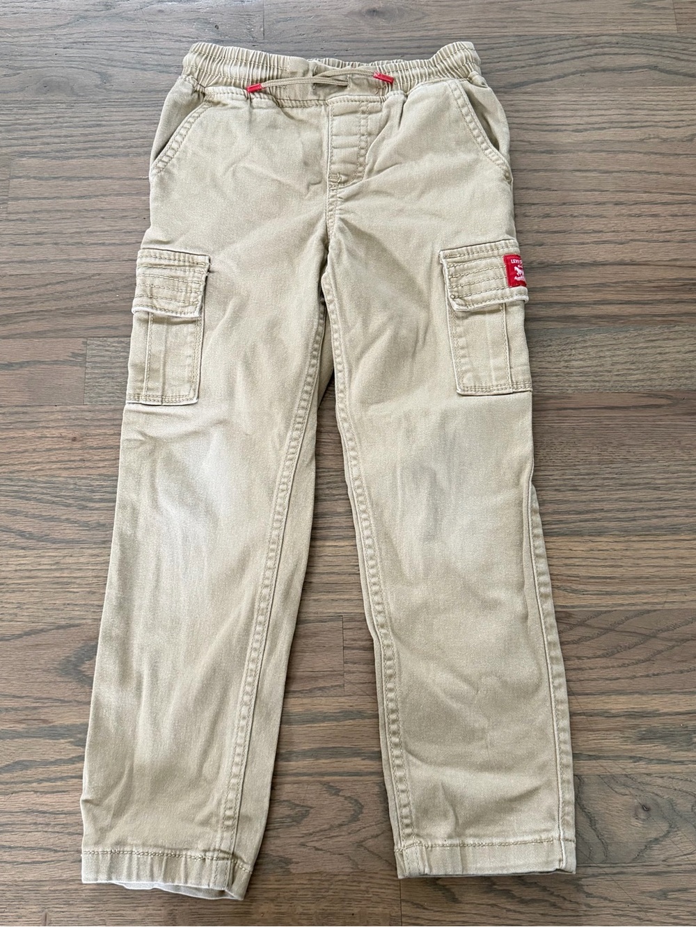 Levi’s Kids Cargo Pants in Khaki 6